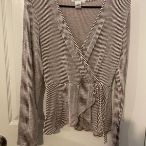 Tan and white long sleeve wrap shirt.